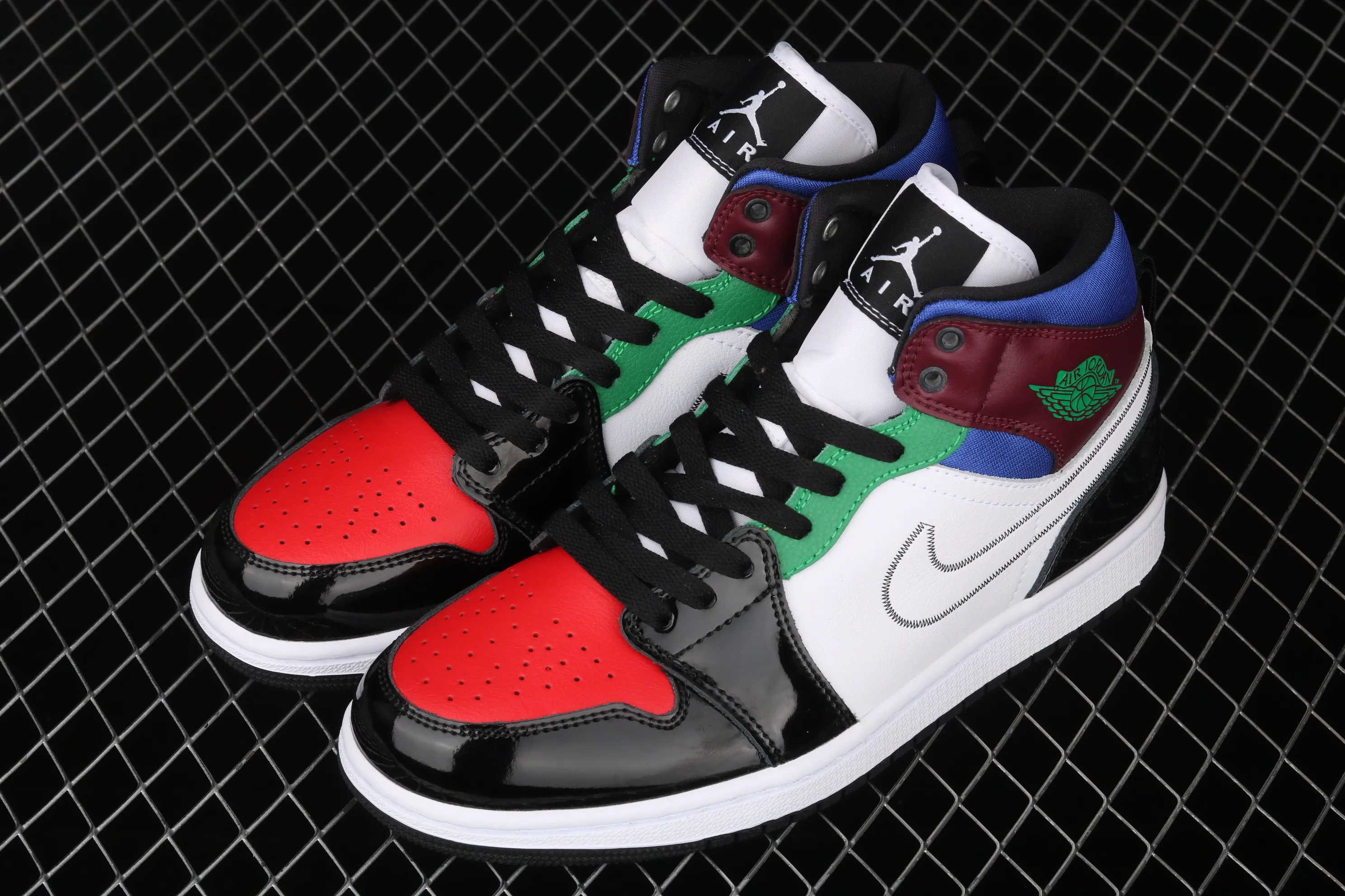All categories Air Jordan Jordan series basketball shoes Air Jordan 1 Mid Air Jordan 1 Mid SE AJ1 Joe 1 patent leather multi-color splicing mid-top versatile casual sports sneakers DB5454-001